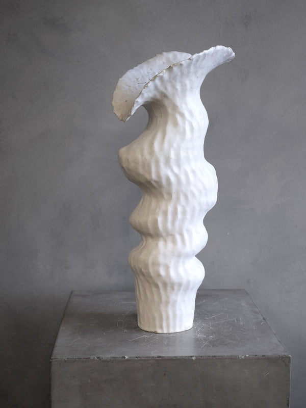 ASYMMETRY VASE No. 4