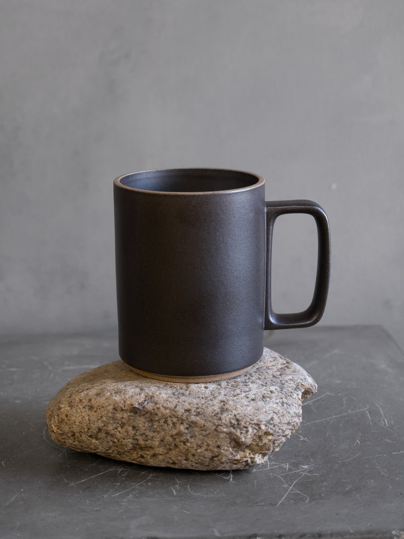 HASAMI MUG BLACK