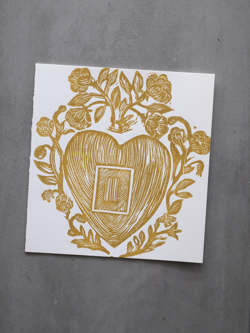 MINNIEOLGA FLORAL HEART GOLD CARD