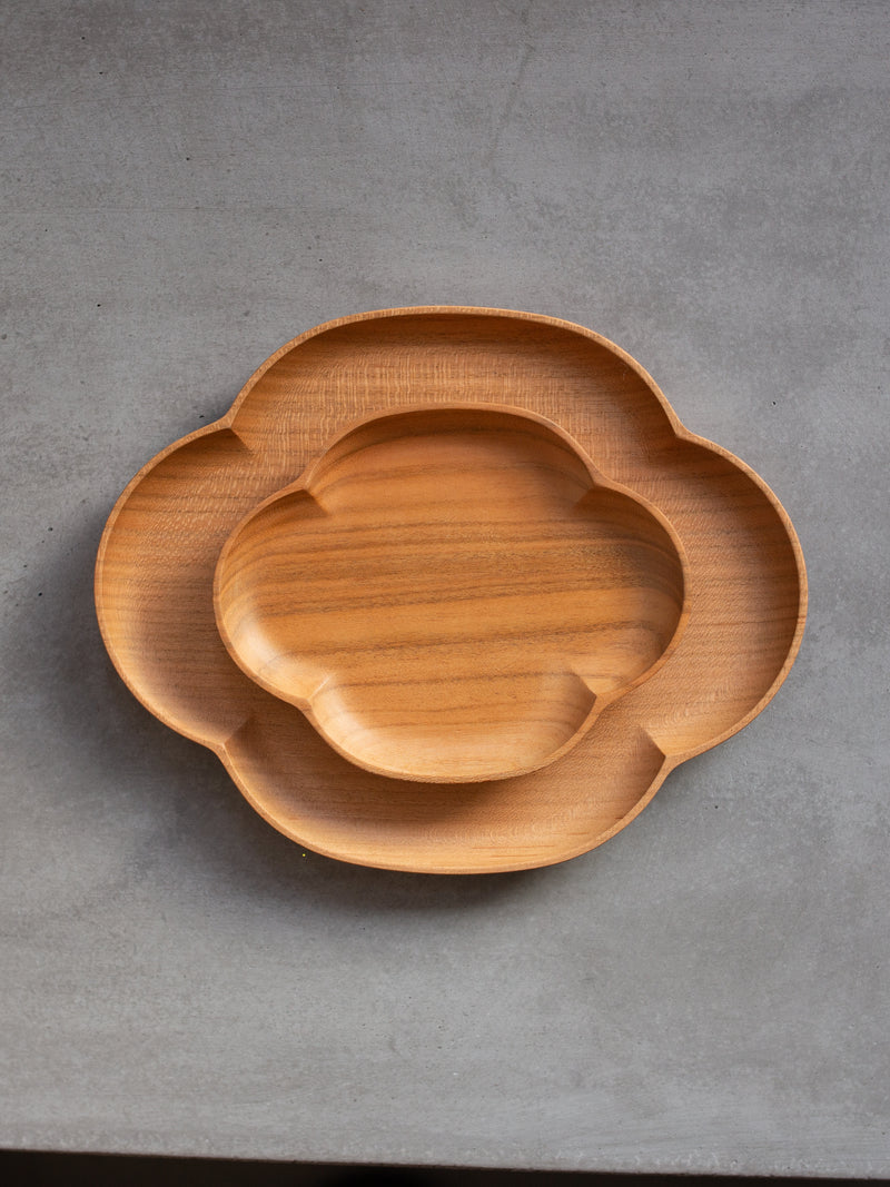 CARVED FLOWERING QUINCE PLATE