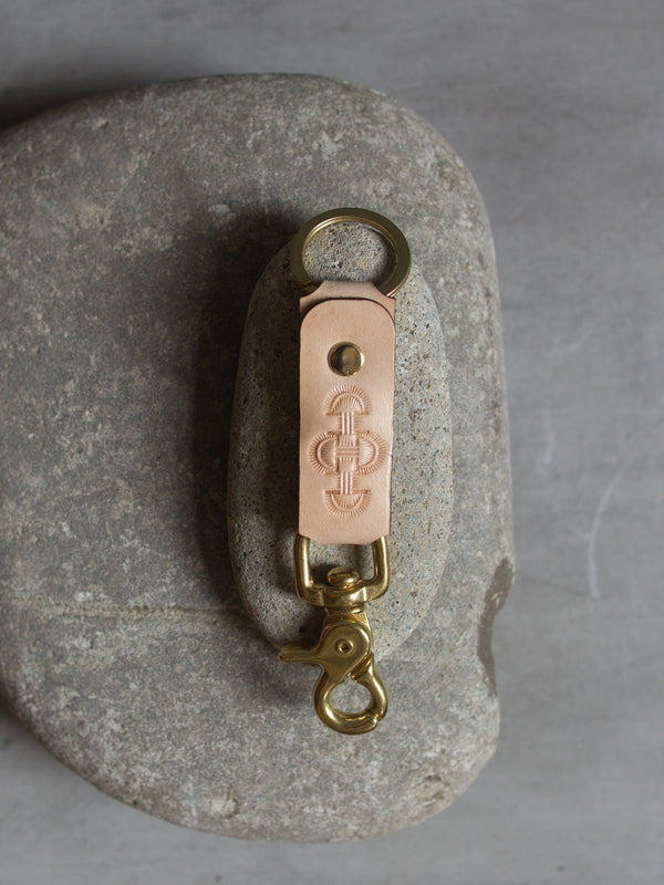 NATURAL LEATHER CLIP KEYCHAIN